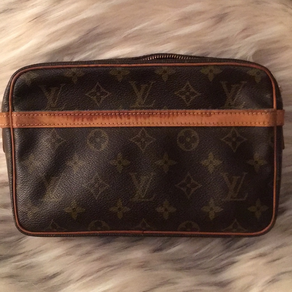 Authentic Louis Vuitton Compiegne 23 Clutch